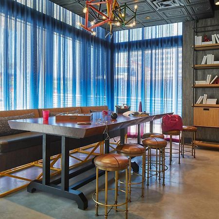 Отель Moxy Atlanta Midtown Экстерьер фото